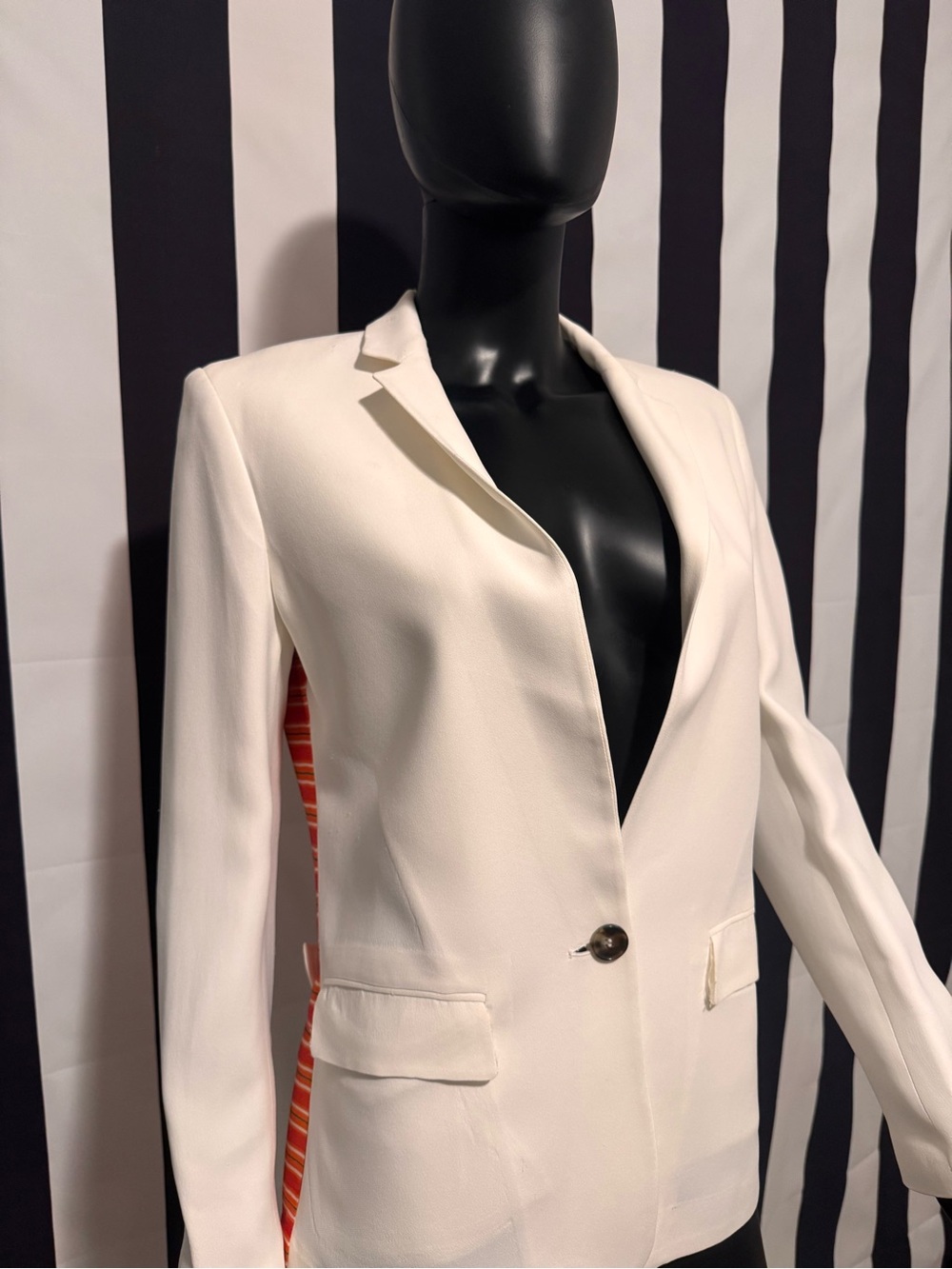Faconnable Ivory Single-Button Tailored Blazer - Picture 2 of 5